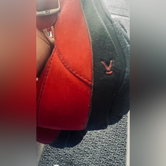 Keen Sydney Mary Jane Shoes Red Leather Casual size 9.5 - Picture 6 of 8